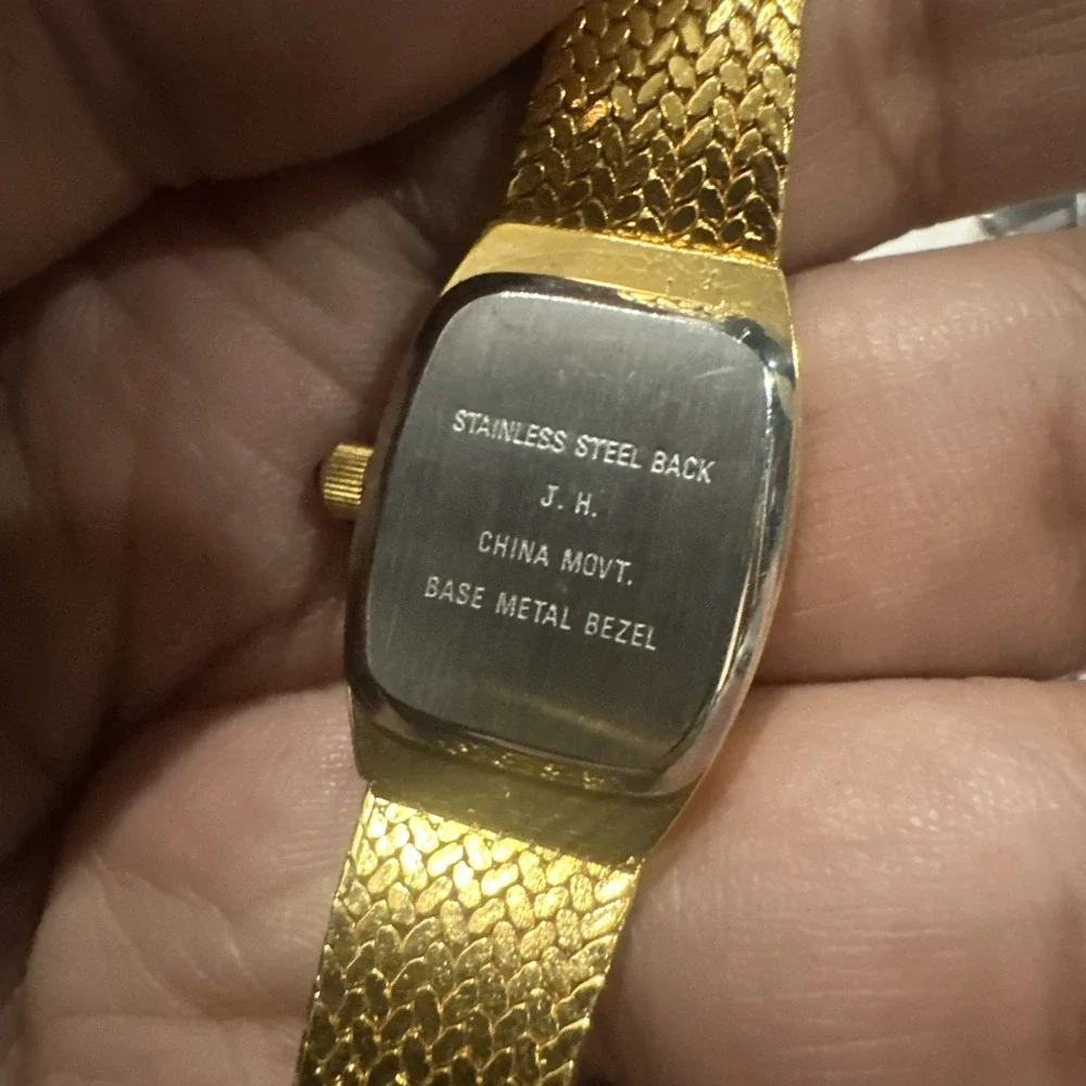 Works VTG Xavier Diamond Women's Quartz Gold Tone Watch 19mm Fit 6.5